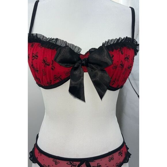 Red & Black Sheer Lingerie Set – Size Large – Crotchless – Bow Print – Ruffle Tr - Picture 3 of 12